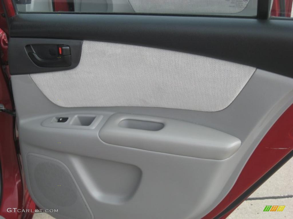 2006 Optima LX - Radiant Red / Gray photo #11