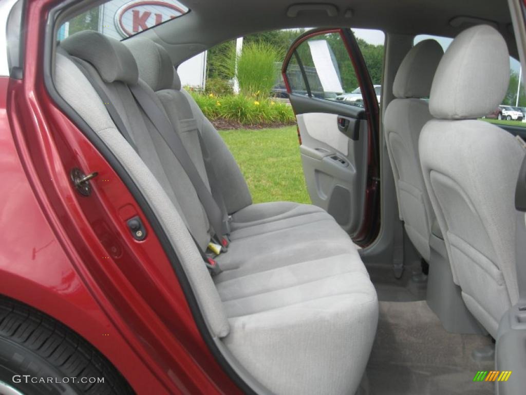 2006 Optima LX - Radiant Red / Gray photo #15