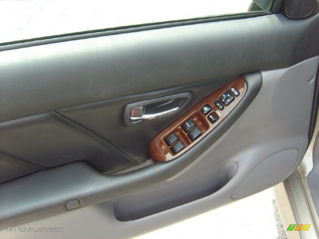 2003 Legacy 2.5 GT Wagon - Titanium Pearl / Gray photo #15