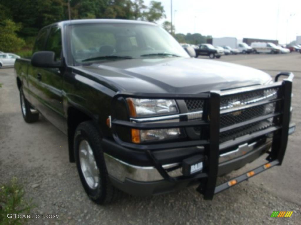 2004 Silverado 1500 Extended Cab 4x4 - Dark Gray Metallic / Dark Charcoal photo #1