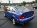 2002 Malibu Blue Metallic Ford Focus SE Sedan  photo #5