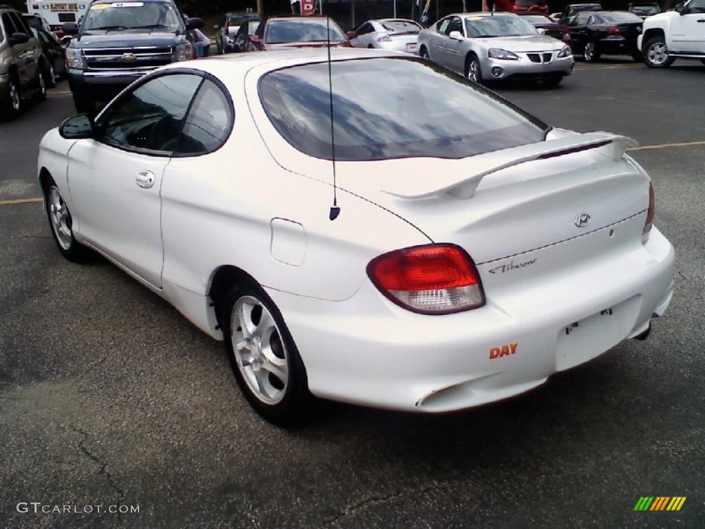 2001 Tiburon  - Nordic White / Black/Gray photo #3