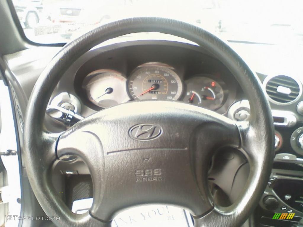 2001 Tiburon  - Nordic White / Black/Gray photo #10