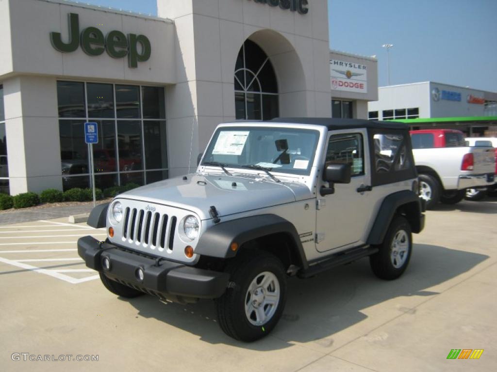 2010 Wrangler Sport 4x4 - Bright Silver Metallic / Dark Slate Gray/Medium Slate Gray photo #1