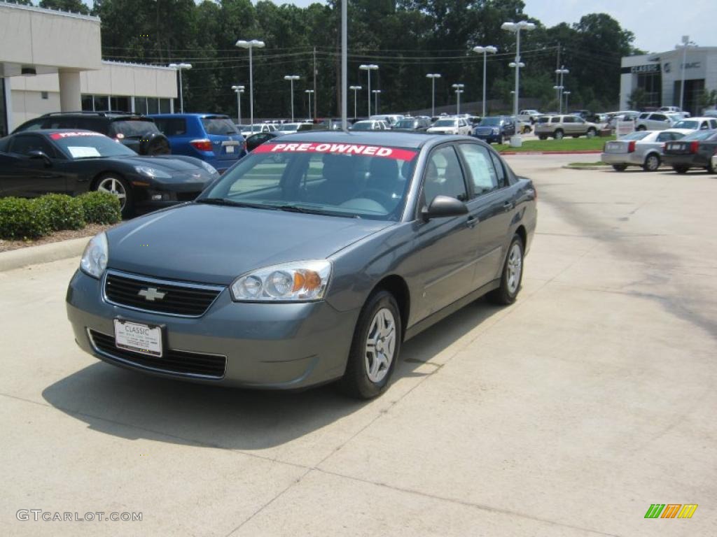 2006 Malibu LS Sedan - Medium Gray Metallic / Titanium Gray photo #1