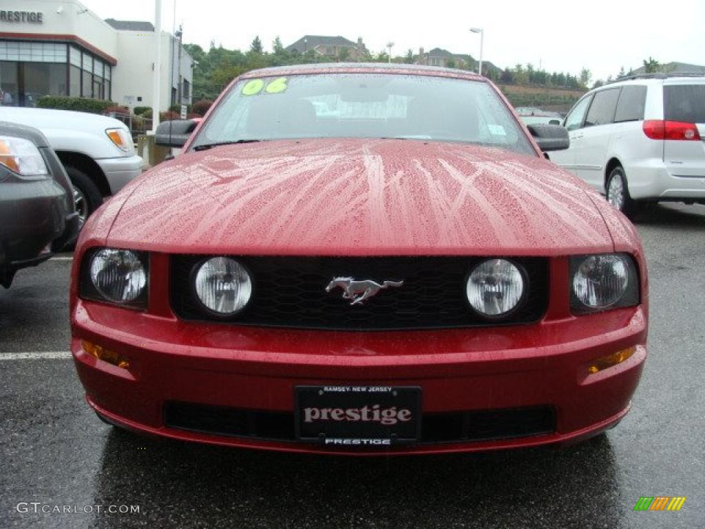 2006 Mustang GT Premium Convertible - Redfire Metallic / Dark Charcoal photo #3