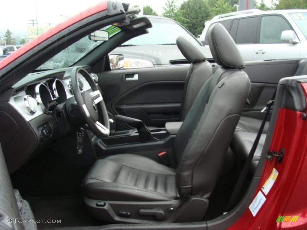 2006 Mustang GT Premium Convertible - Redfire Metallic / Dark Charcoal photo #7