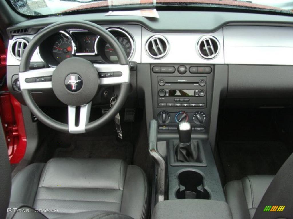 2006 Mustang GT Premium Convertible - Redfire Metallic / Dark Charcoal photo #9