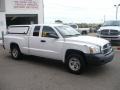 2007 Bright White Dodge Dakota ST Club Cab 4x4  photo #3