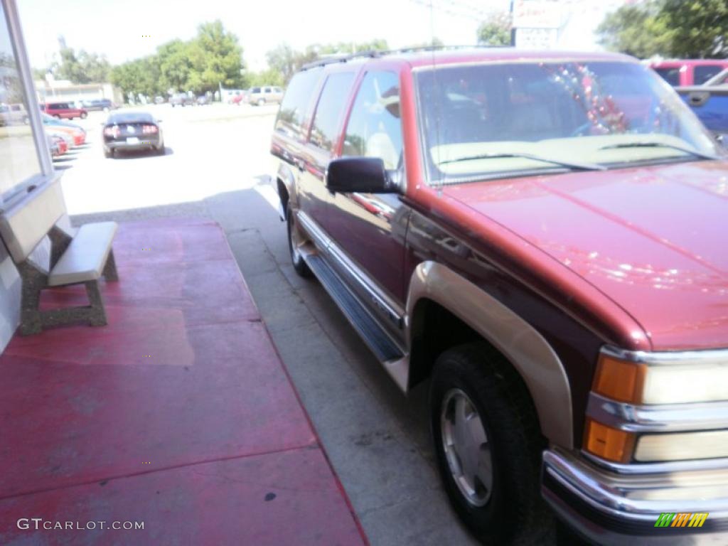 1999 Suburban K1500 LT 4x4 - Dark Carmine Red Metallic / Neutral photo #6