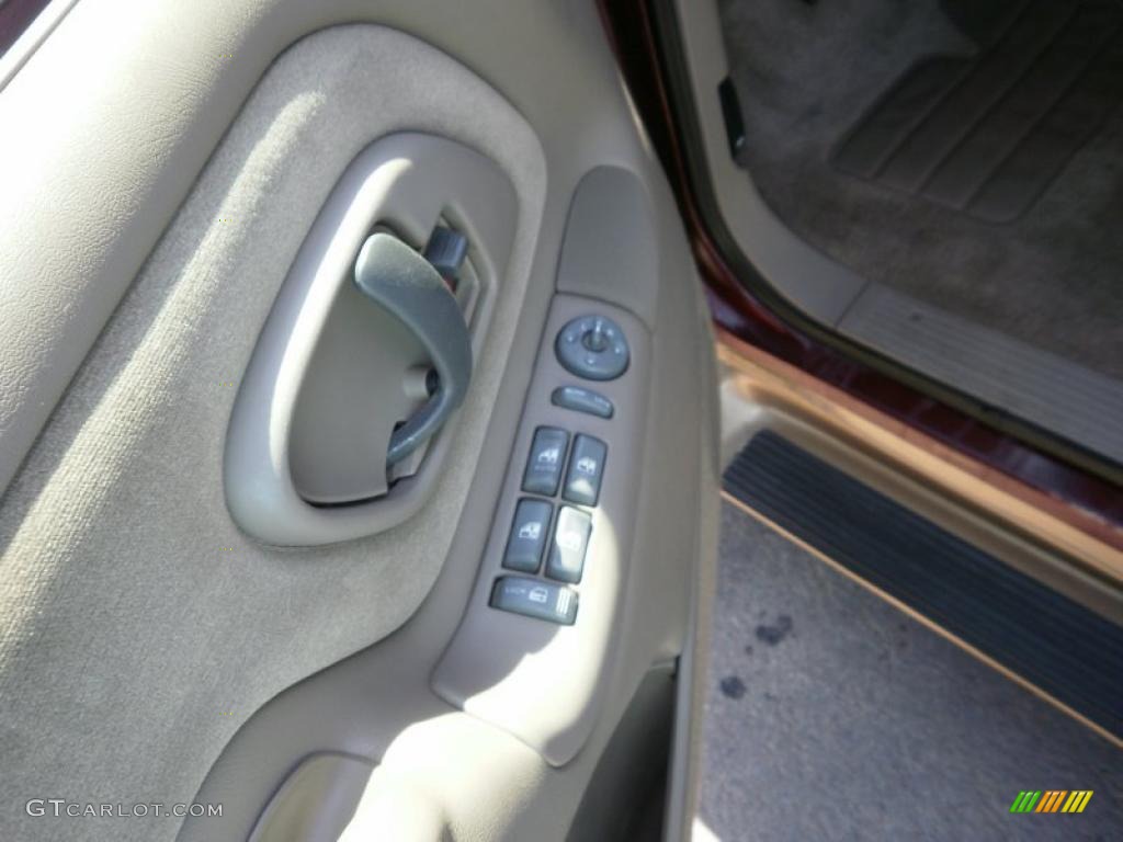1999 Suburban K1500 LT 4x4 - Dark Carmine Red Metallic / Neutral photo #8