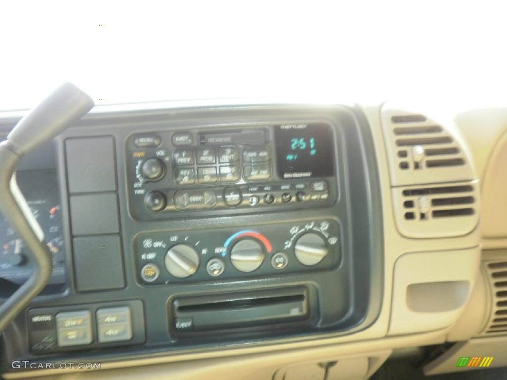 1999 Suburban K1500 LT 4x4 - Dark Carmine Red Metallic / Neutral photo #22