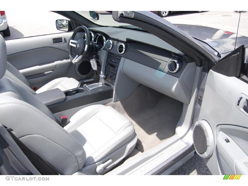 2007 Mustang V6 Premium Convertible - Tungsten Grey Metallic / Light Graphite photo #13