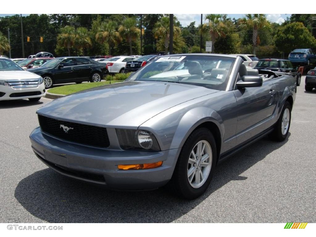 2007 Mustang V6 Premium Convertible - Tungsten Grey Metallic / Light Graphite photo #14