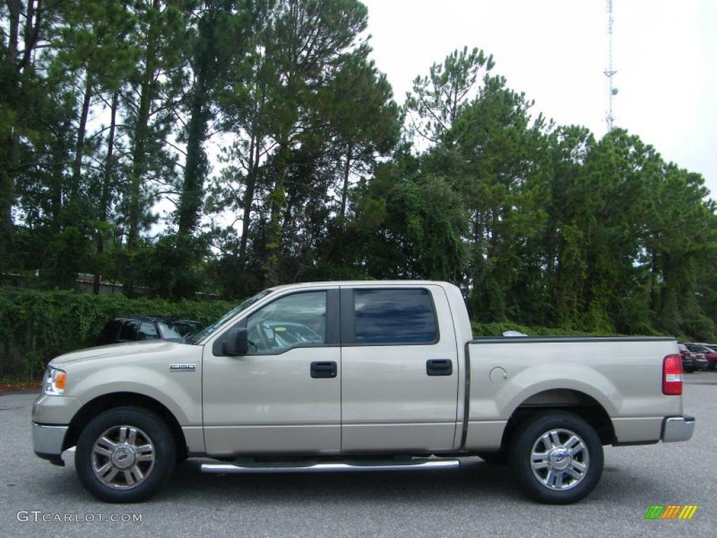 2008 F150 XLT SuperCrew - Pueblo Gold Metallic / Tan photo #2