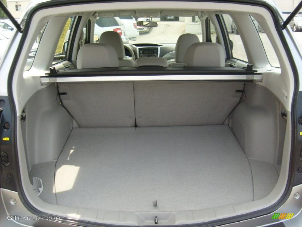 2009 Forester 2.5 X - Steel Silver Metallic / Platinum photo #5