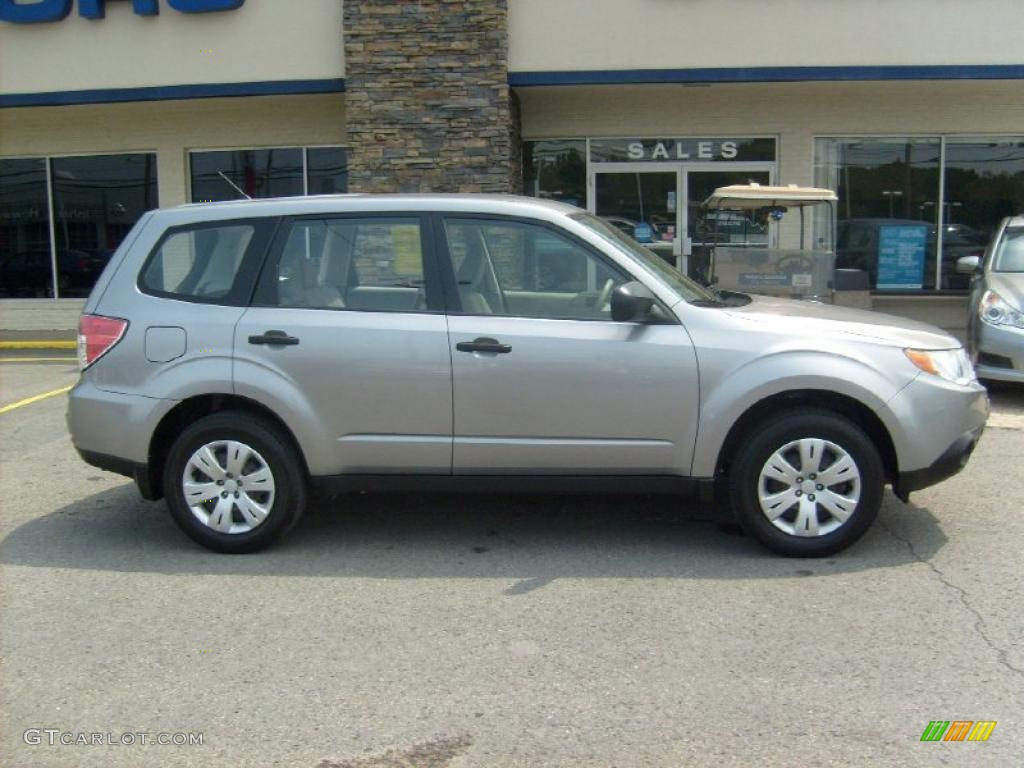 2009 Forester 2.5 X - Steel Silver Metallic / Platinum photo #12
