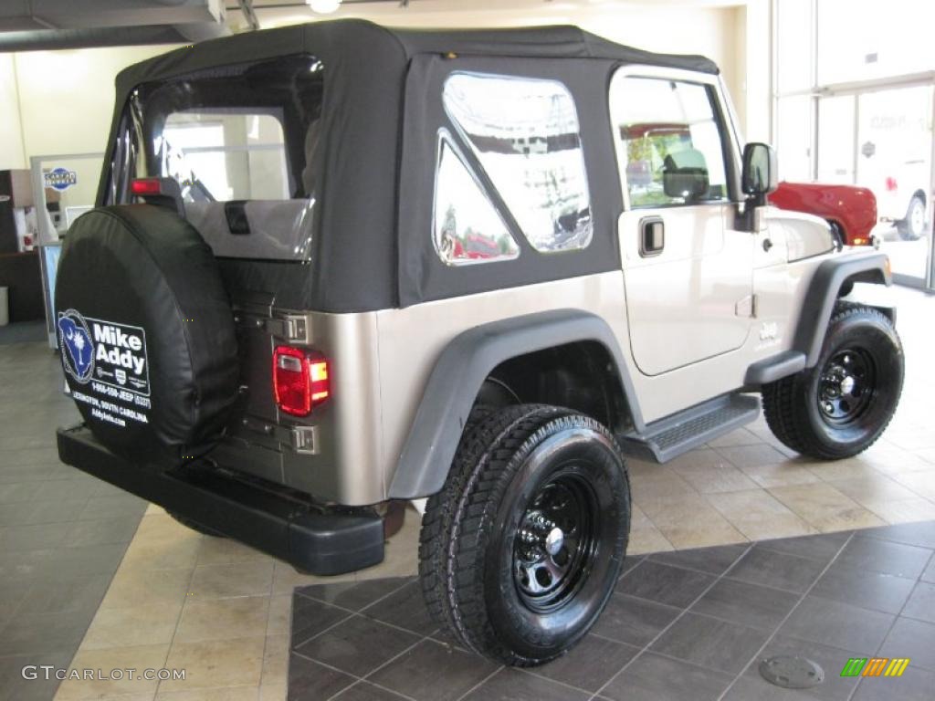 2004 Wrangler Sport 4x4 - Light Khaki Metallic / Khaki photo #6