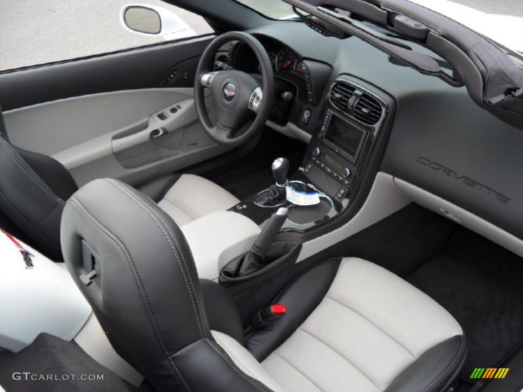 2011 Corvette Grand Sport Convertible - Arctic White / Titanium Gray photo #17