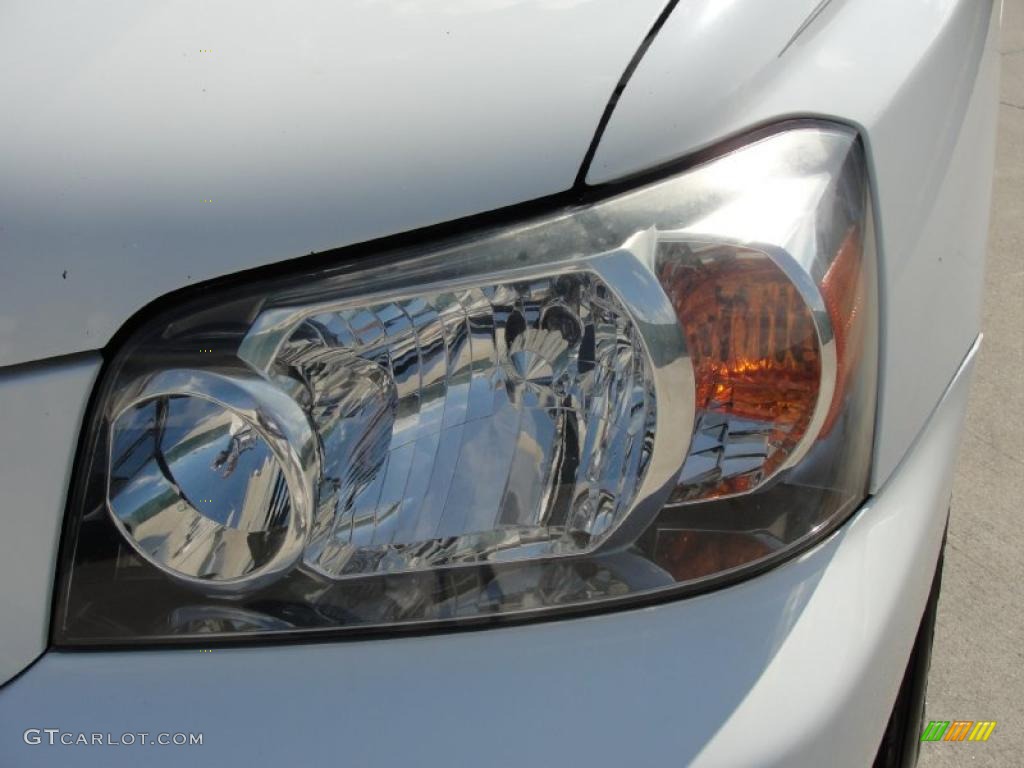 2004 Highlander V6 - Super White / Ash photo #10