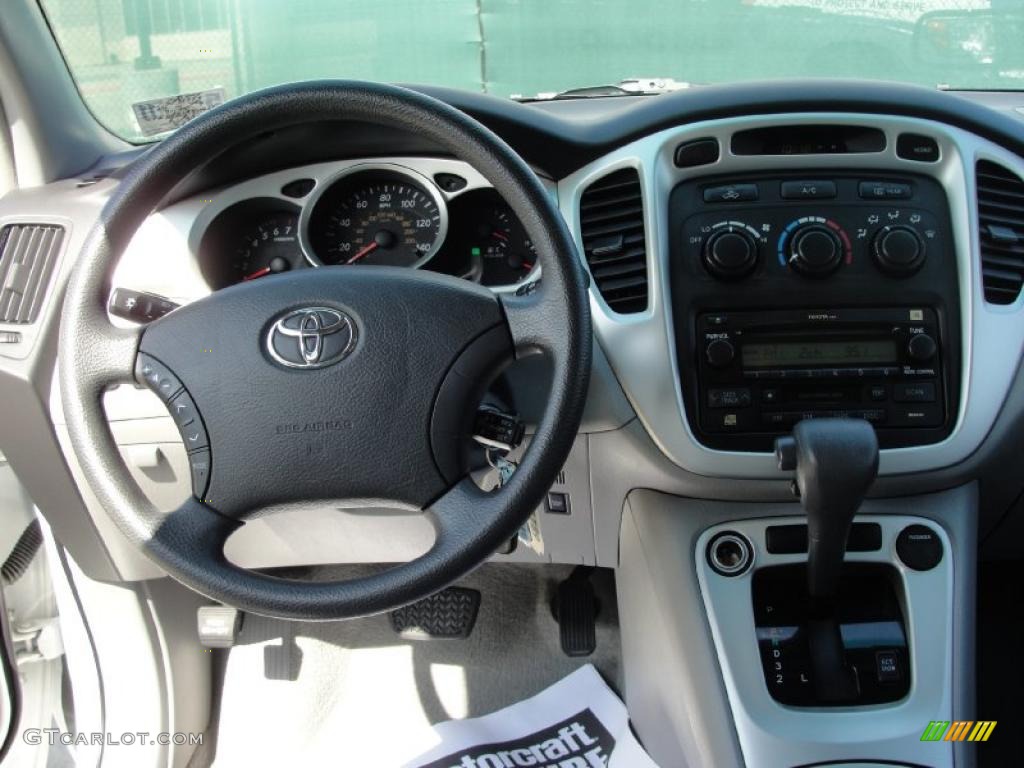 2004 Highlander V6 - Super White / Ash photo #37