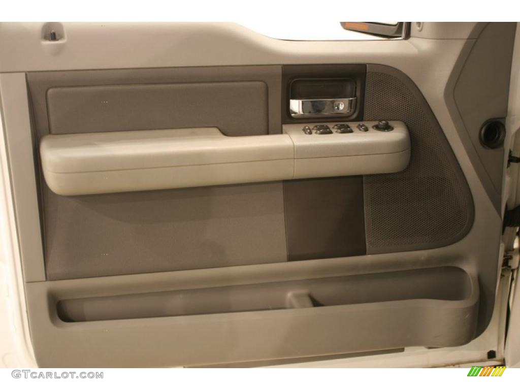 2005 F150 XLT SuperCab 4x4 - Oxford White / Medium Flint Grey photo #8