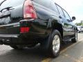 Black - 4Runner SR5 4x4 Photo No. 15