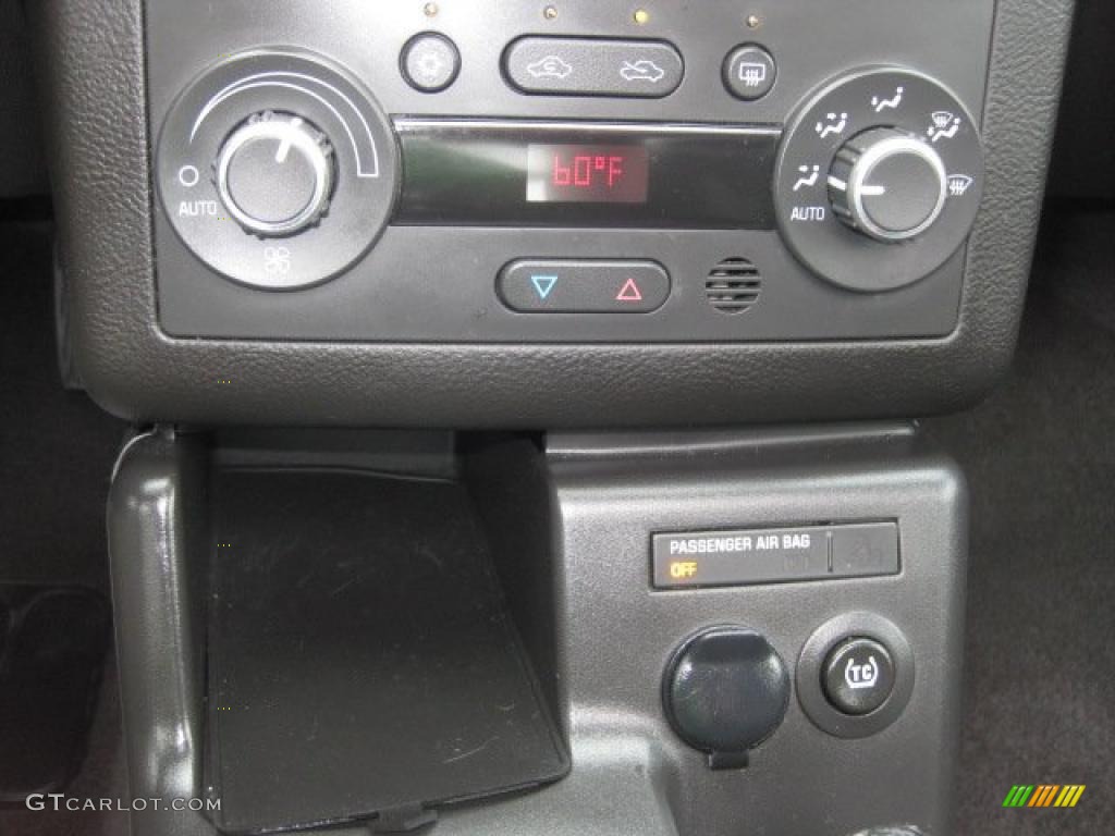 2006 G6 GTP Sedan - Emerald Green Metallic / Ebony photo #30
