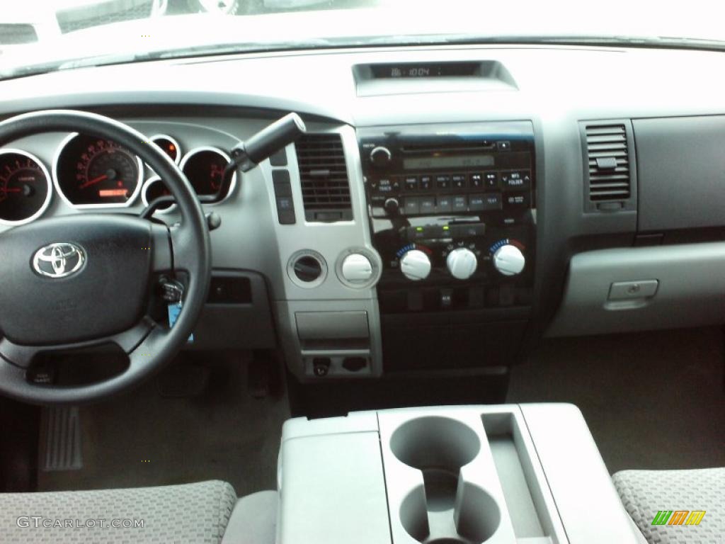 2008 Tundra Double Cab 4x4 - Super White / Graphite Gray photo #13