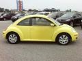 2009 Sunflower Yellow Volkswagen New Beetle 2.5 Coupe  photo #6