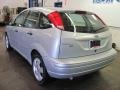 2007 CD Silver Metallic Ford Focus ZX5 SES Hatchback  photo #14