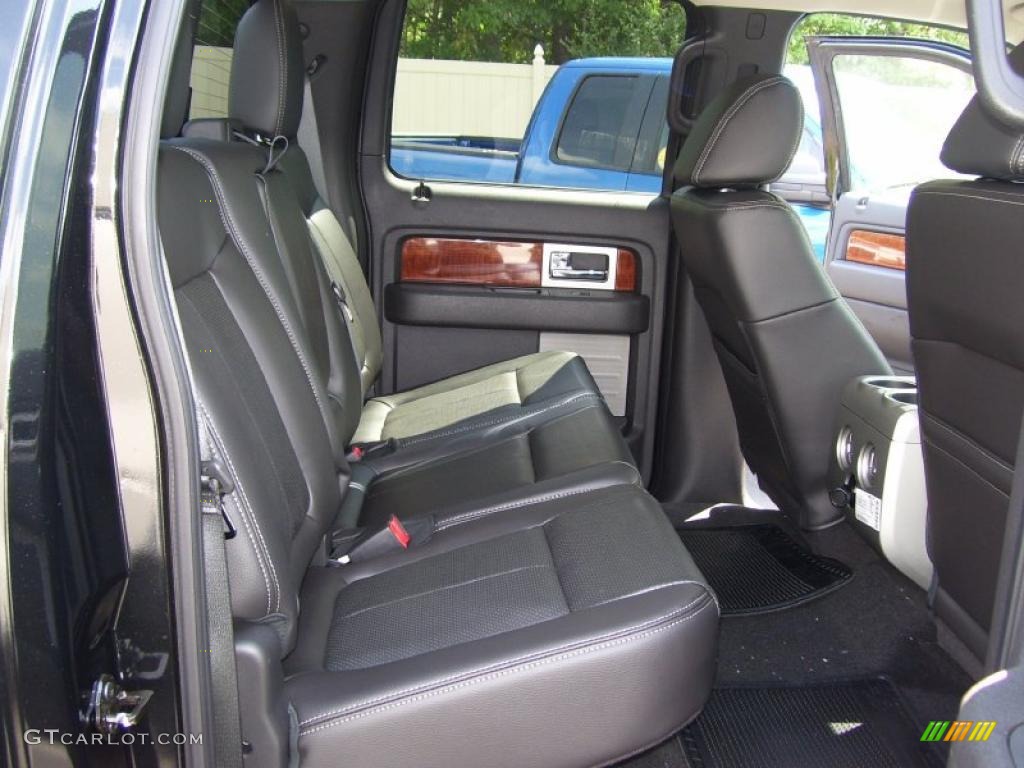 2010 F150 Lariat SuperCrew 4x4 - Tuxedo Black / Black photo #13