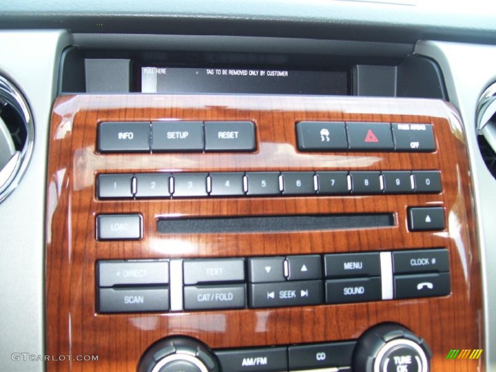 2010 F150 Lariat SuperCrew 4x4 - Tuxedo Black / Black photo #21