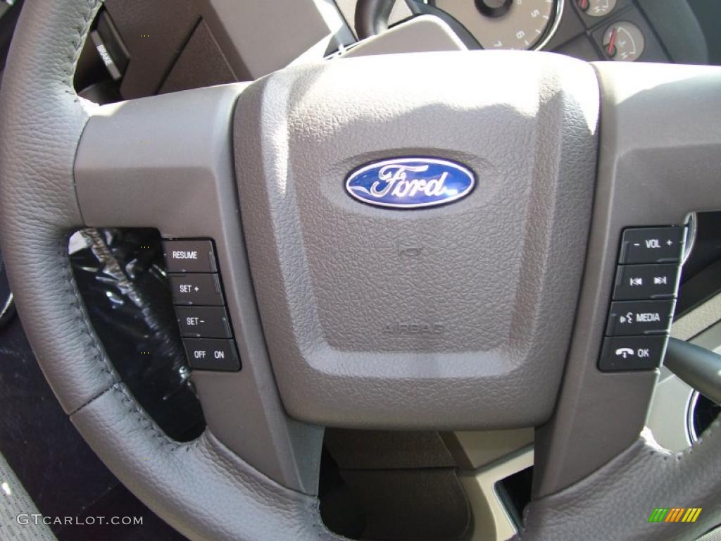 2010 F150 XLT SuperCab 4x4 - Ingot Silver Metallic / Medium Stone photo #14