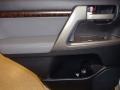 Classic Silver Metallic - Land Cruiser  Photo No. 31