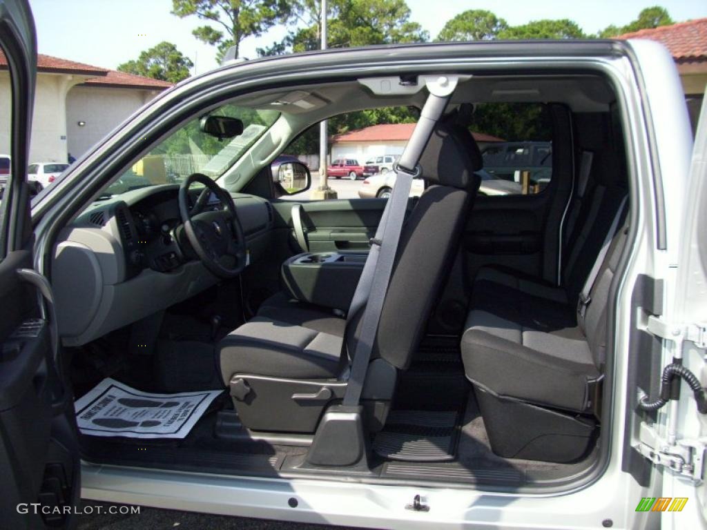 2011 Silverado 1500 LS Extended Cab 4x4 - Sheer Silver Metallic / Dark Titanium photo #4