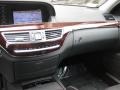Black - S 550 Sedan Photo No. 14