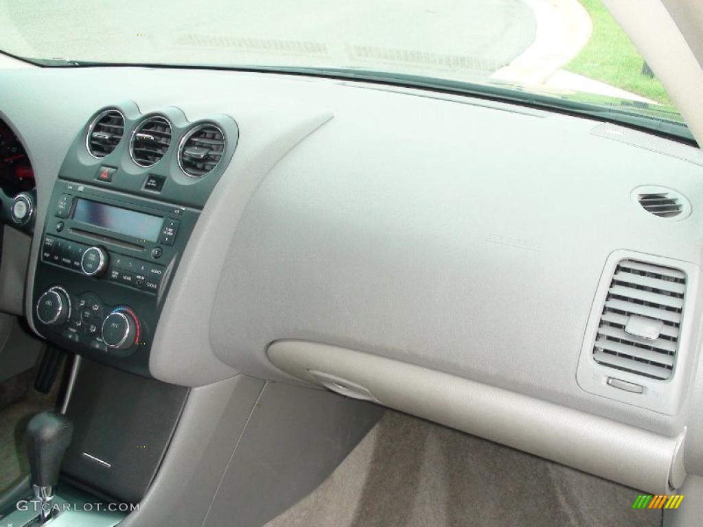 2007 Altima 2.5 S - Majestic Blue Metallic / Frost photo #19