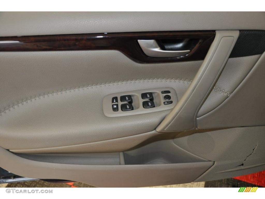 2005 XC70 AWD - Barents Blue Metallic / Taupe photo #11