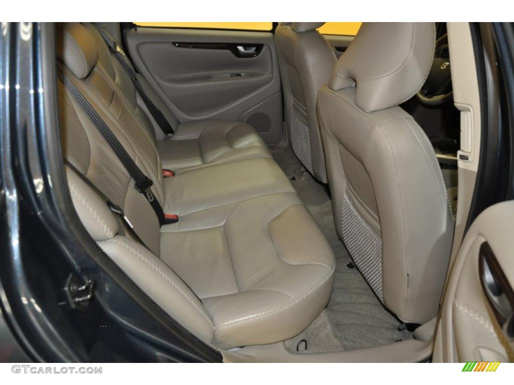 2005 XC70 AWD - Barents Blue Metallic / Taupe photo #15
