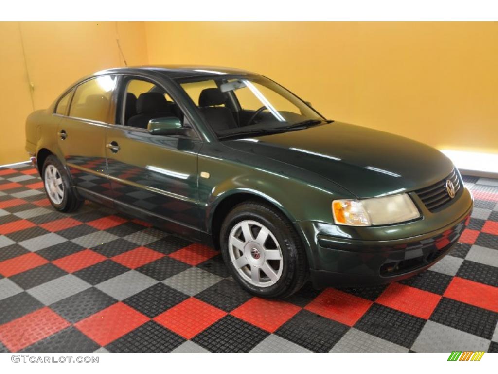 1999 Passat GLS Sedan - Royal Green Pearl / Black photo #1