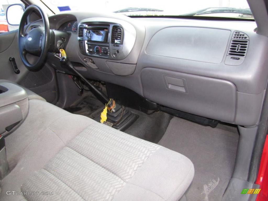 2004 F150 STX Regular Cab - Bright Red / Medium Graphite photo #12