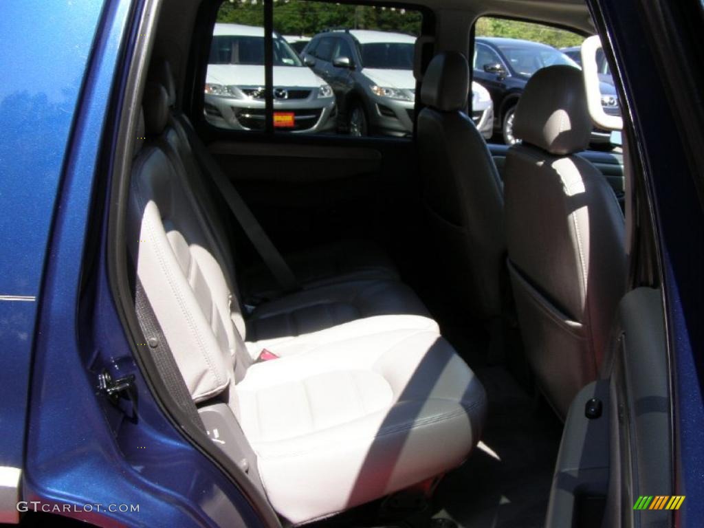 2004 Explorer XLT 4x4 - Dark Blue Pearl Metallic / Midnight Grey photo #24
