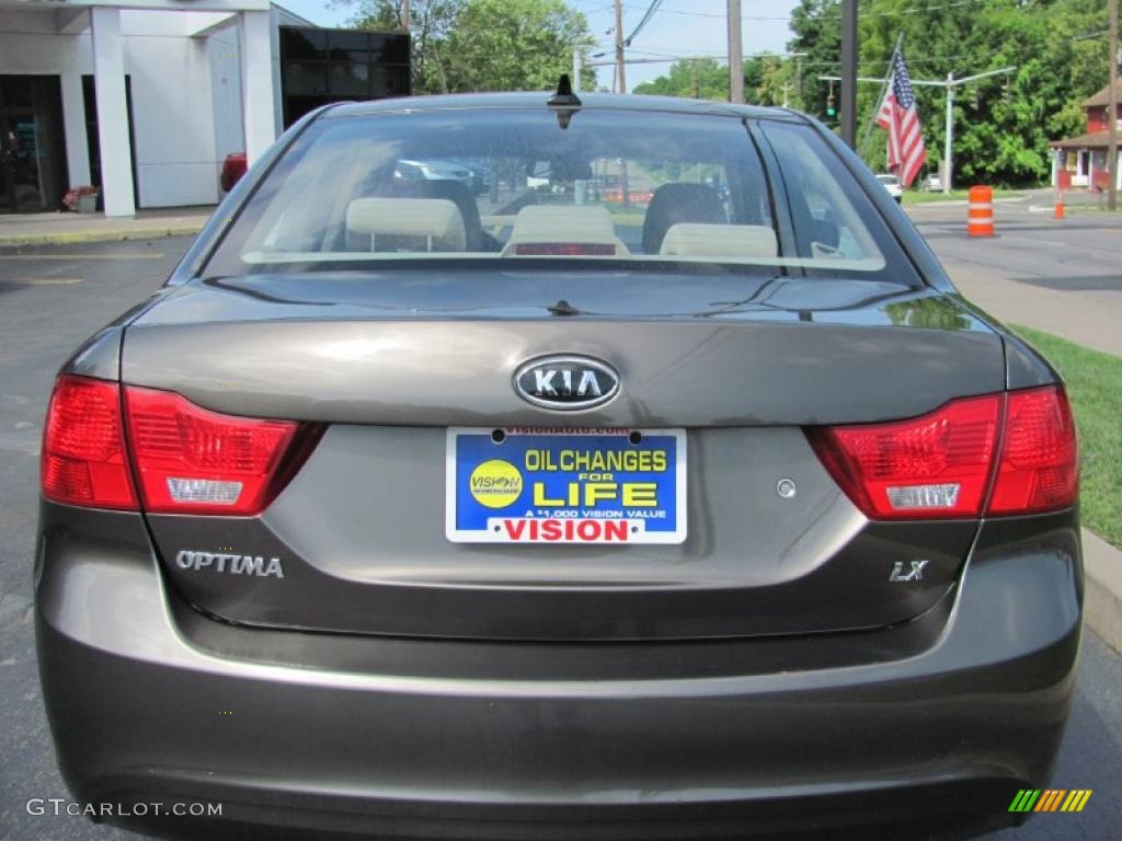 2009 Optima LX - Metal Bronze / Beige photo #15