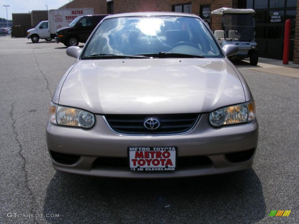 2002 Corolla LE - Sandrift Metallic / Pebble Beige photo #5