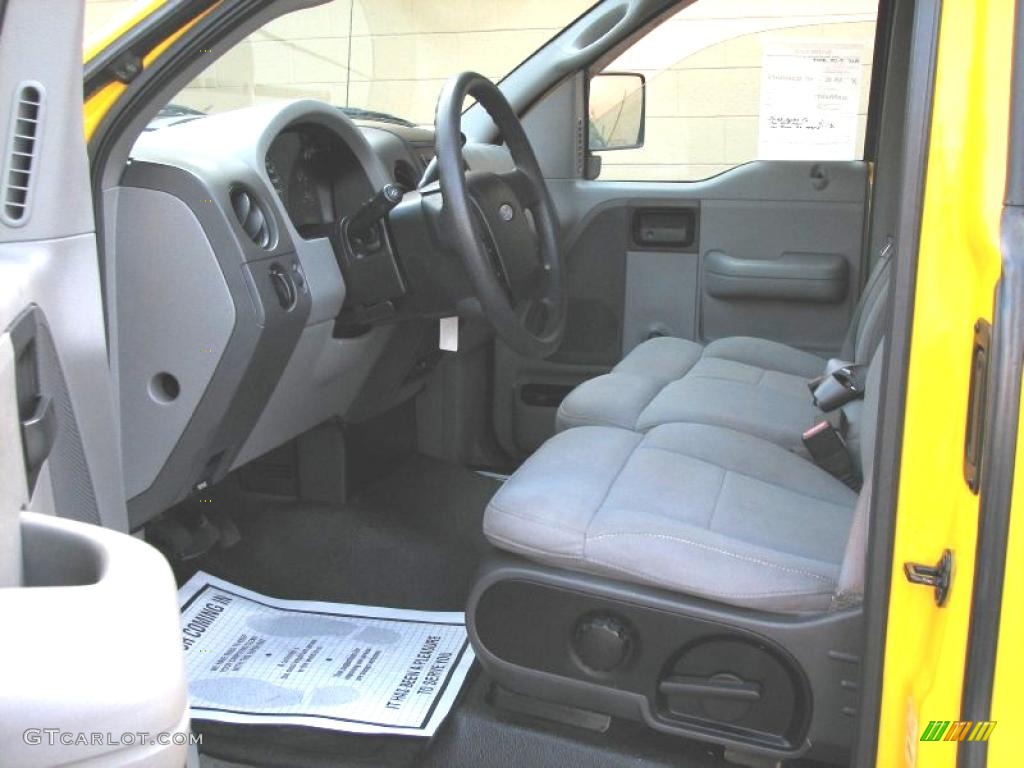 2004 F150 STX Regular Cab - Blazing Yellow / Dark Flint photo #12