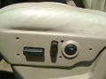 Summit White - Suburban 1500 Z71 4x4 Photo No. 14