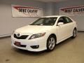 Super White - Camry SE Photo No. 1