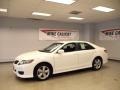 Super White - Camry SE Photo No. 3