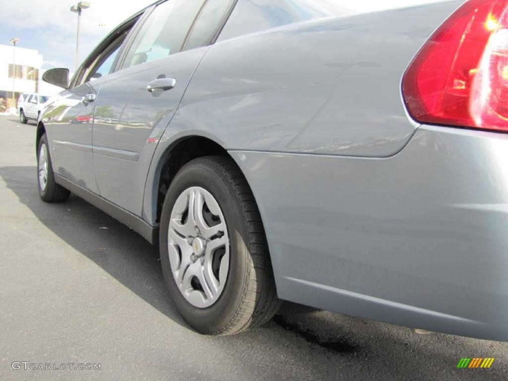 2007 Malibu LS Sedan - Golden Pewter Metallic / Titanium Gray photo #12